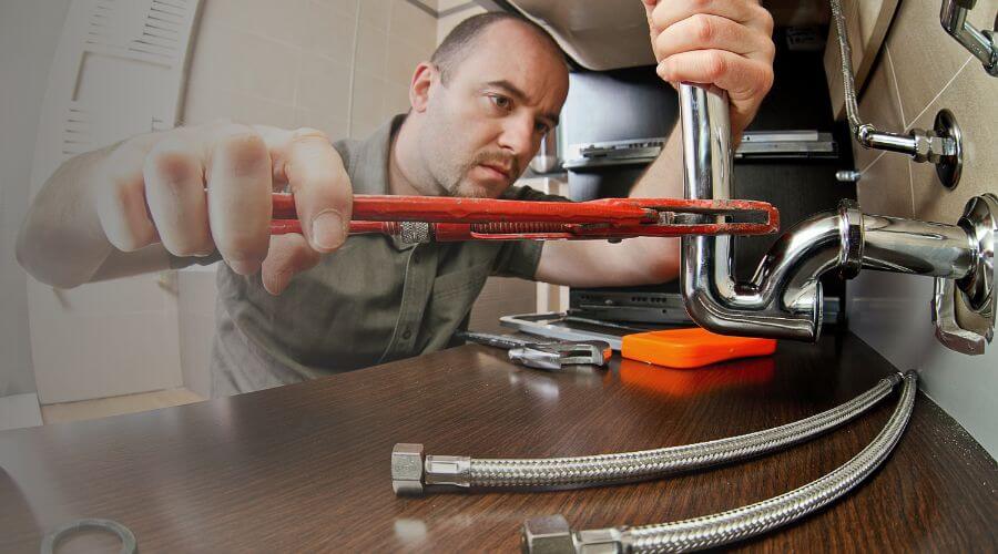 Local tankless water heater installation in Iberia, MO